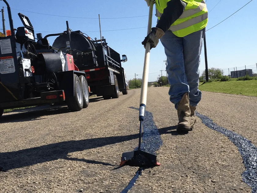 Read more about the article Asphalt Crack Repair