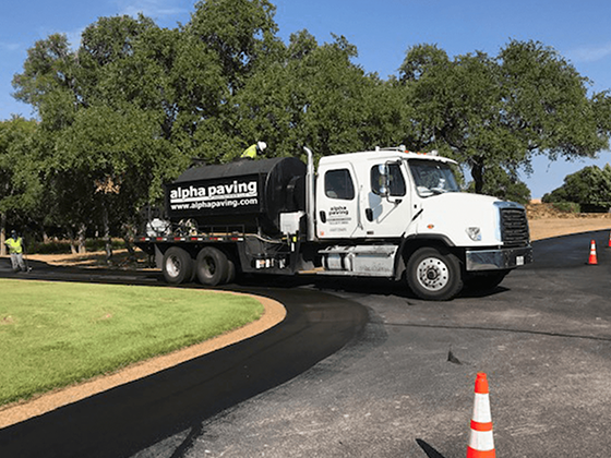 Read more about the article Escondido Golf Club | Asphalt Sealcoating | Central Texas