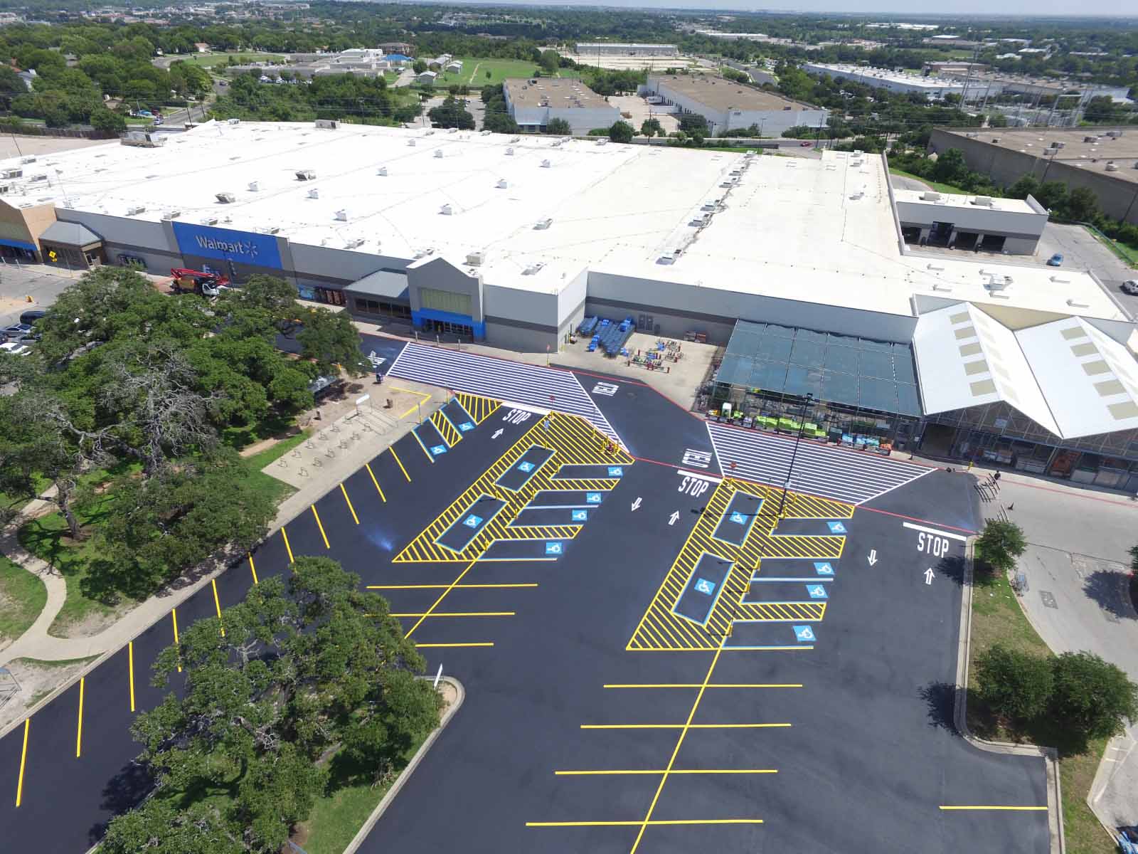 Read more about the article Parking Lot Maintenance And Curb Appeal