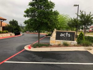 What Does a Properly Maintained Parking Lot Look Like?, asphalt sealcoating austin tx 