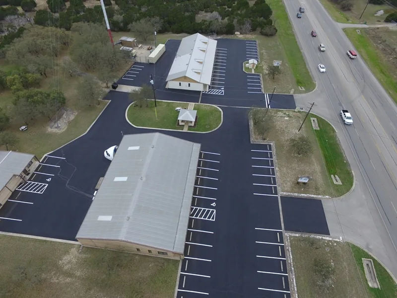 Read more about the article Sealcoating & Crack Repair | Dripping Springs, TX