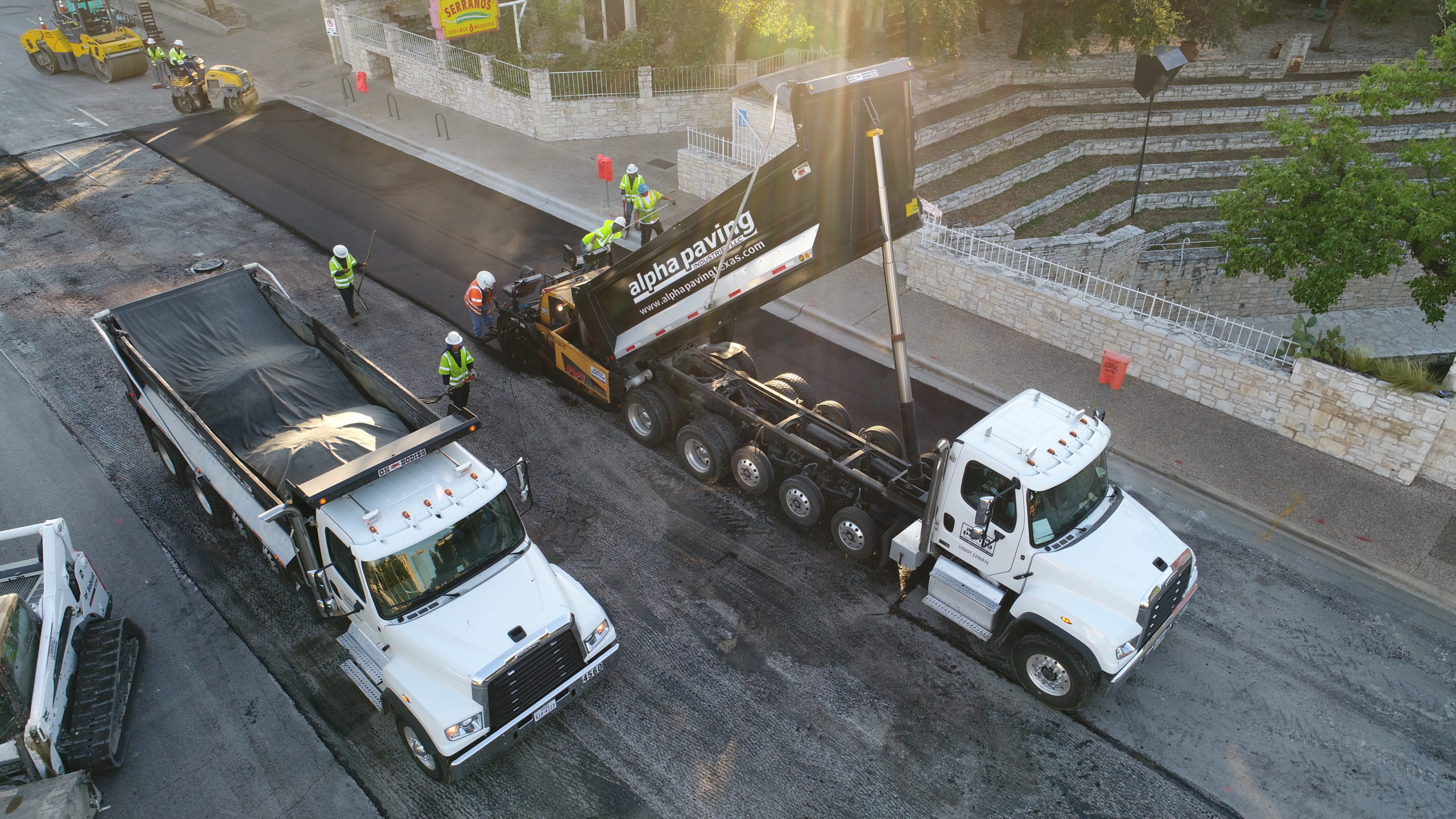 Read more about the article Asphalt Paving – Binder & Topcoat