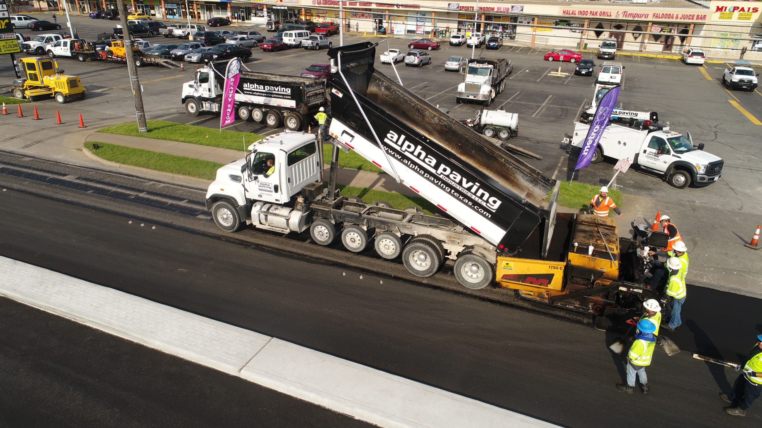 Read more about the article Commercial Asphalt Paving Requires Expertise
