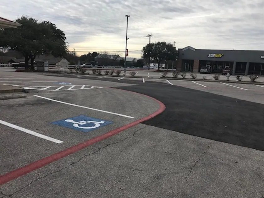Read more about the article The Benefits of Parking Lot Striping in Austin, Texas