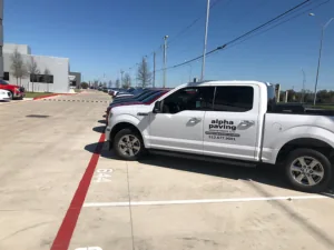 What Are the Types and Meanings of Pavement Markings? austin pavement markings