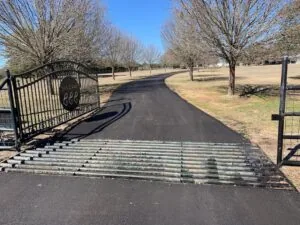 why is my asphalt driveway sinking, austin tx asphalt paving
