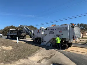 What equipment is used for asphalt paving? alpha austin paving