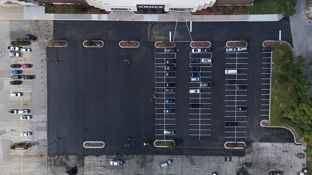 Read more about the article What to Expect During a Paving or Maintenance Project